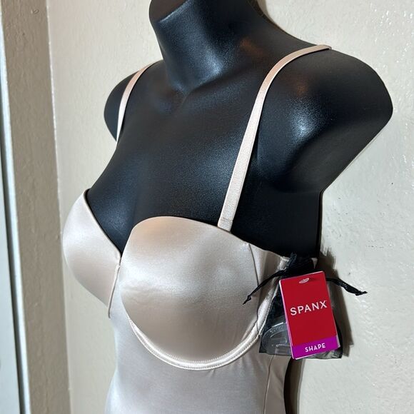 Spanx women’s large suit your fancy convertible strapless mid thigh bodysuit - Picture 2 of 10